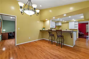 9610 Fox Rd, Pittsburgh, PA 15237 - Photo 15