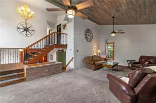 9610 Fox Rd, Pittsburgh, PA 15237 - Photo 9