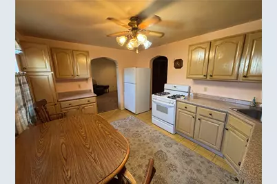 135 Rochelle St, Pittsburgh, PA 15210 - Photo 9