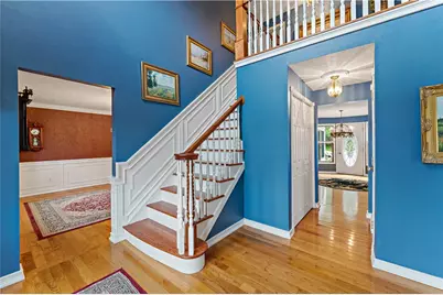 104 Oakwood Dr, Jefferson Hills, PA 15025 - Photo 3