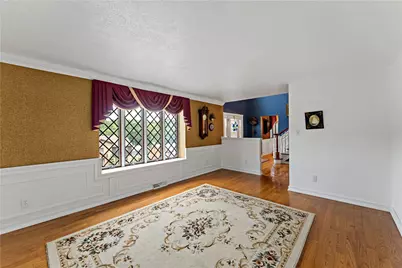 104 Oakwood Dr, Jefferson Hills, PA 15025 - Photo 5