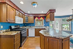 104 Oakwood Dr, Jefferson Hills, PA 15025 - Photo 11