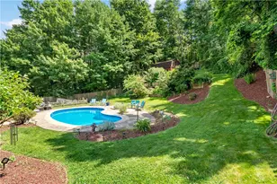 104 Oakwood Dr, Jefferson Hills, PA 15025 - Photo 39