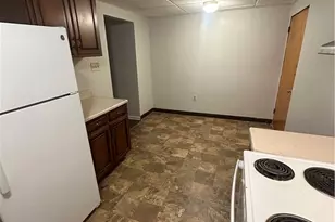 935 Russellwood Ave, Stowe Township, PA 15136 - Photo 13