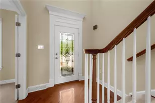 1557 Staunton Dr, Moon/Crescent Twp, PA 15108 - Photo 3