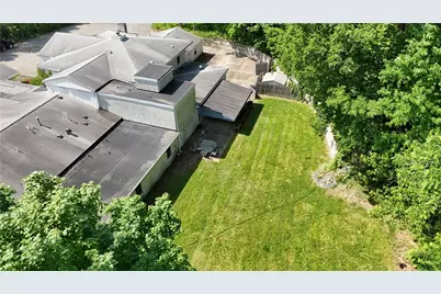5347 Brightwood Rd, Bethel Park, PA 15102 - Photo 9