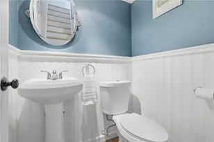 238 Grant Ave, Ross Twp, PA 15237 - Photo 7