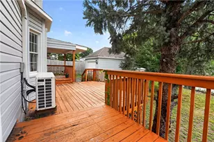 3923 Davis Ave, Munhall, PA 15120 - Photo 3