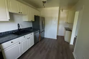 821 7th Ave, Coraopolis, PA 15108 - Photo 7