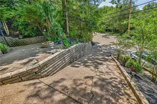 226 Seminole Dr, Pittsburgh, PA 15228 - Photo 9