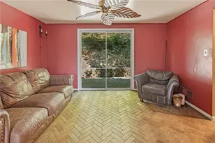 226 Seminole Dr, Pittsburgh, PA 15228 - Photo 15