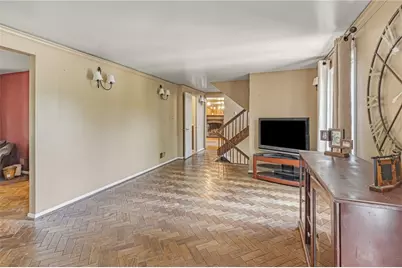 226 Seminole Drive, Pittsburgh, PA 15228 - Photo 11