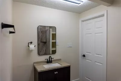 2107 Plainview Ave, Pittsburgh, PA 15226 - Photo 15