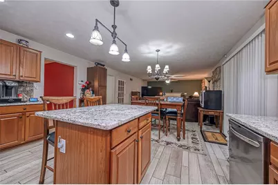 417 Farrington Dr, Seven Fields Boro, PA 16046 - Photo 13