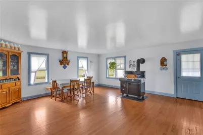 334 Dutch Ln, Wilmington Township, PA 16142 - Photo 7