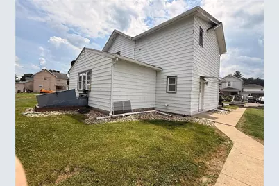 239 Kay St, Wampum, PA 16157 - Photo 3