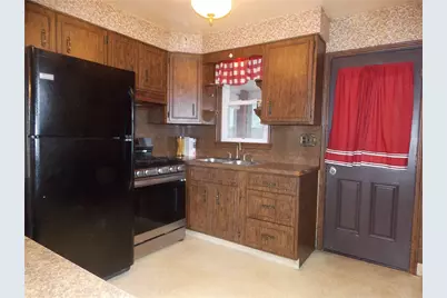 2654 Lenz Ave, Harmony Township, PA 15003 - Photo 11
