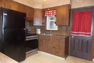 2654 Lenz Ave, Harmony Township, PA 15003 - Photo 11