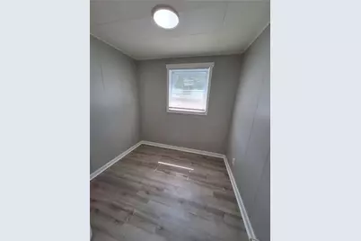 1156 North Ave, Pitcairn, PA 15140 - Photo 9