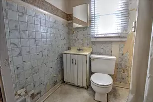 433 Chicago Ave, Lower Burrell, PA 15068 - Photo 19