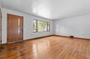 111 Hickory Dr, Chippewa Township, PA 15010 - Photo 7