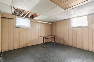 111 Hickory Dr, Chippewa Township, PA 15010 - Photo 27