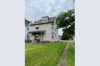 376 Vermont Ave, Rochester, PA 15074 - Photo 3