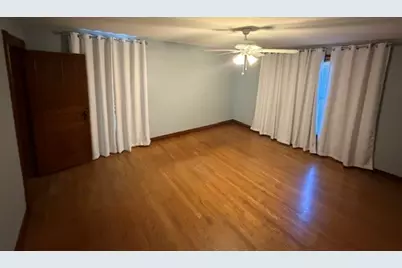 112 Union Ave, Oakdale, PA 15071 - Photo 3