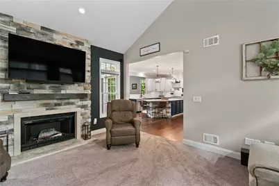 402 Shingle Oak Lane, Franklin Township, PA 16052 - Photo 13