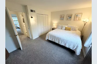1066 Pennsbury Blvd, Pittsburgh, PA 15205 - Photo 13
