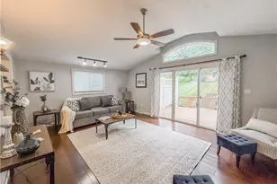 951 Logan Rd, Bethel Park, PA 15102 - Photo 17