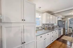 951 Logan Rd, Bethel Park, PA 15102 - Photo 11