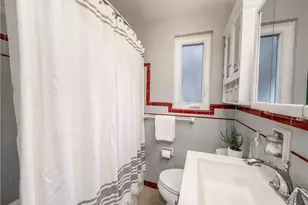 951 Logan Rd, Bethel Park, PA 15102 - Photo 25