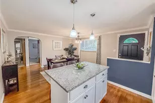 951 Logan Rd, Bethel Park, PA 15102 - Photo 7