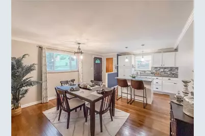 951 Logan Rd, Bethel Park, PA 15102 - Photo 3