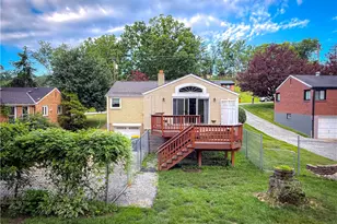 951 Logan Rd, Bethel Park, PA 15102 - Photo 31
