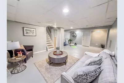 951 Logan Rd, Bethel Park, PA 15102 - Photo 29