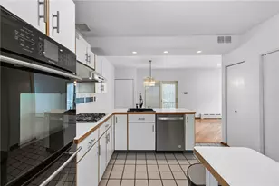 6436 Nicholson St, Pittsburgh, PA 15217 - Photo 13