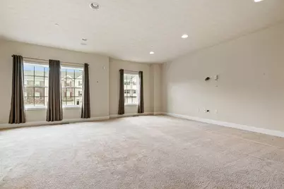 685 Freedom Drive, Collier Township, PA 15106 - Photo 3