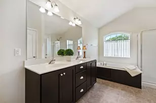 685 Freedom Dr, Collier Township, PA 15106 - Photo 19