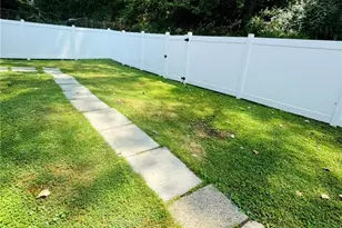 143 Peter Dr, Pittsburgh, PA 15235 - Photo 25
