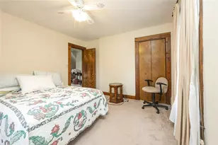 225 E Pine St, Grove City Boro, PA 16127 - Photo 27