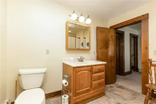 225 E Pine St, Grove City Boro, PA 16127 - Photo 31