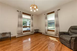 225 E Pine St, Grove City Boro, PA 16127 - Photo 17