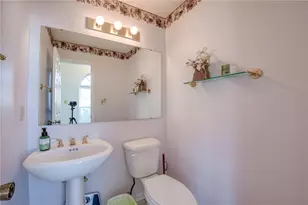 219 Waterford Dr, McKees Rocks, PA 15136 - Photo 7