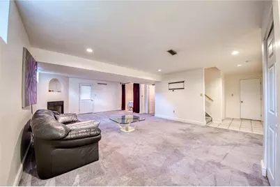 219 Waterford Dr, McKees Rocks, PA 15136 - Photo 31