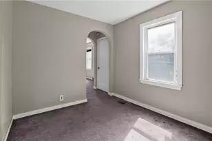 2137 Village Dr, Pittsburgh, PA 15221 - Photo 21