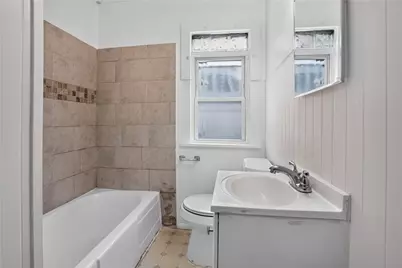 2137 Village Dr, Pittsburgh, PA 15221 - Photo 29