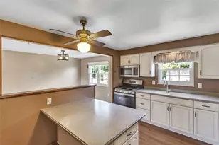668 Edward Dr, Carnegie, PA 15106 - Photo 15