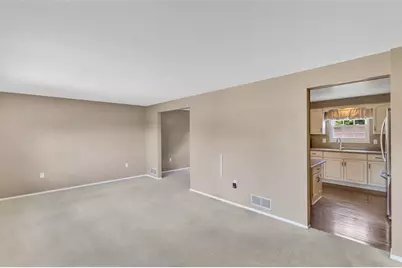 668 Edward Drive, Carnegie, PA 15106 - Photo 7